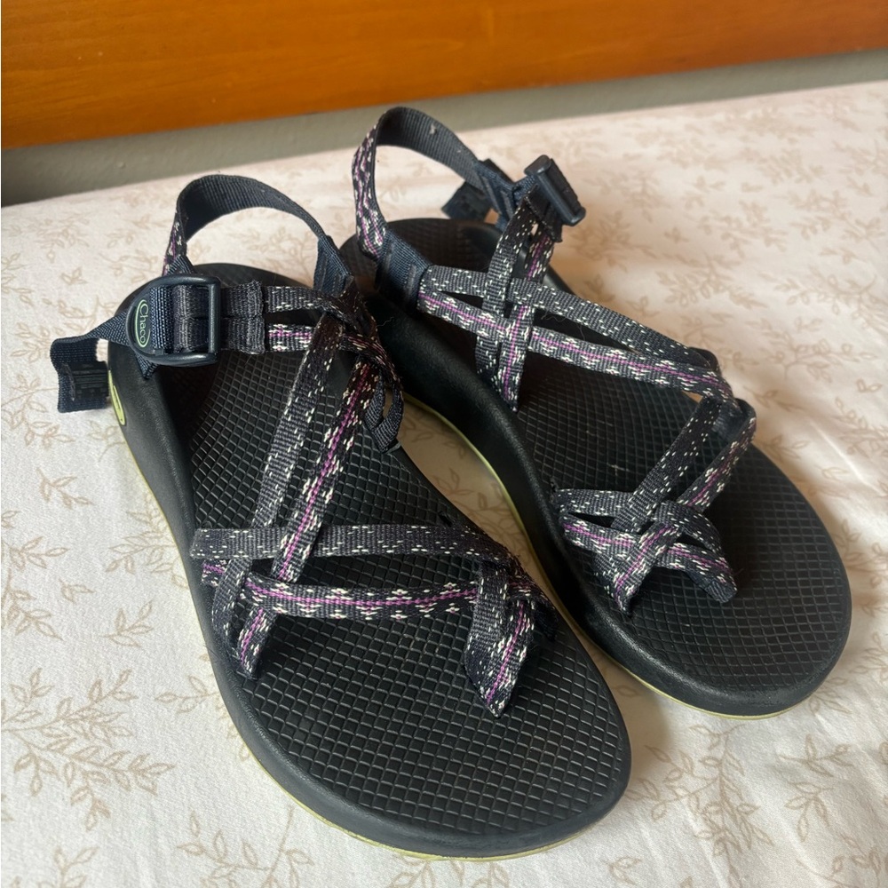 Black Navy Purple Strappy Chaco Sandals Water Hiking women’s 9 EU 40 Men’s 7